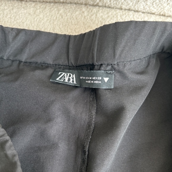 Zara ruffled coquette style - Picture 2 of 3